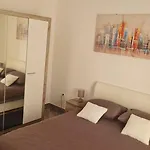 Apartment Lovmar